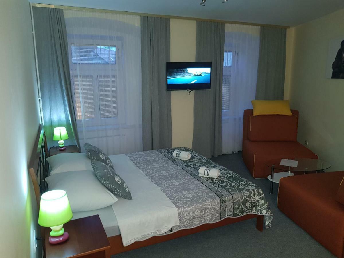 Elg Rooms Postumia Esterno foto