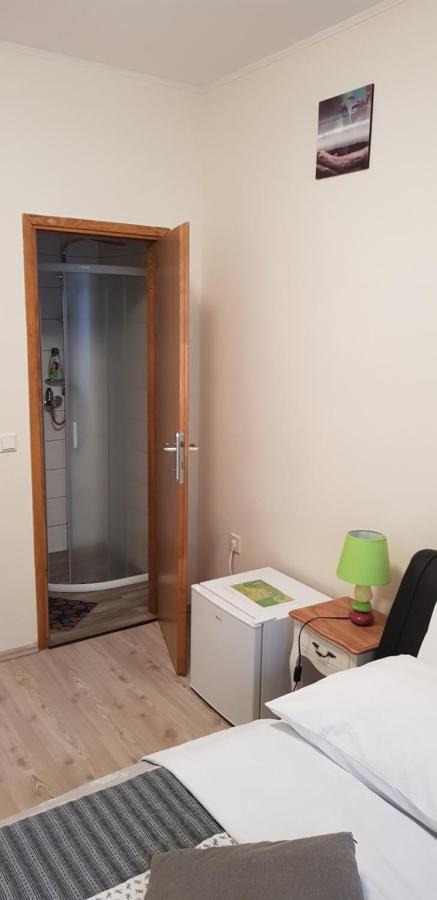 Elg Rooms Postumia Esterno foto